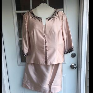 Mother of the bride/groom dress